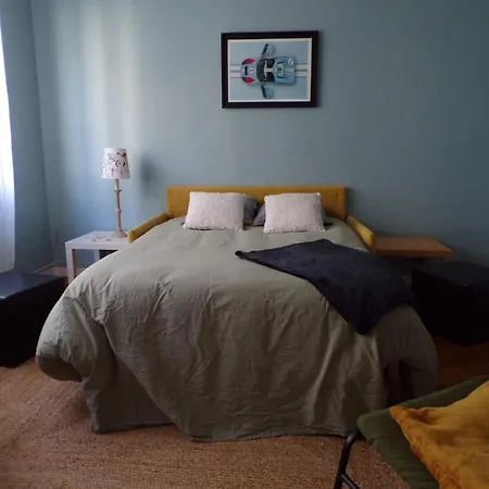 Duplex 6 People Near Tram Circuit Station * Le Mans