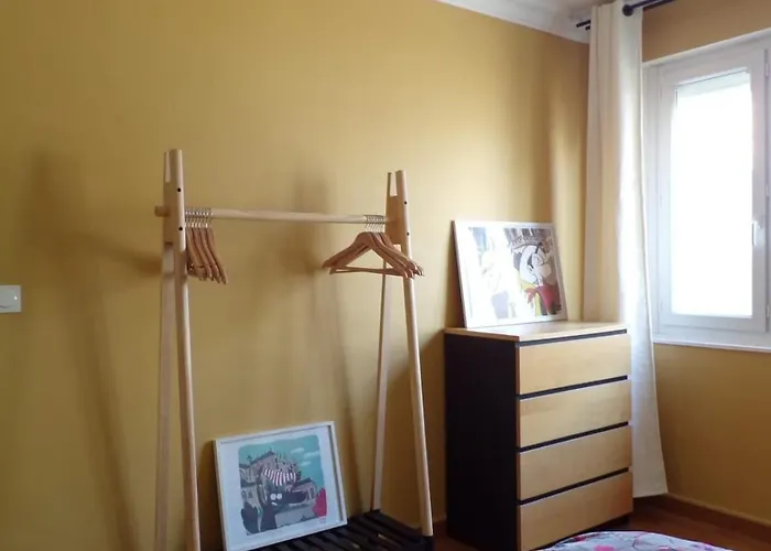 Duplex 6 People Near Tram Circuit Station Le Mans